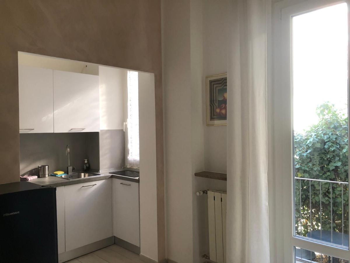 Lovely 2 Room Apartment With Small Garden 밀라노 외부 사진