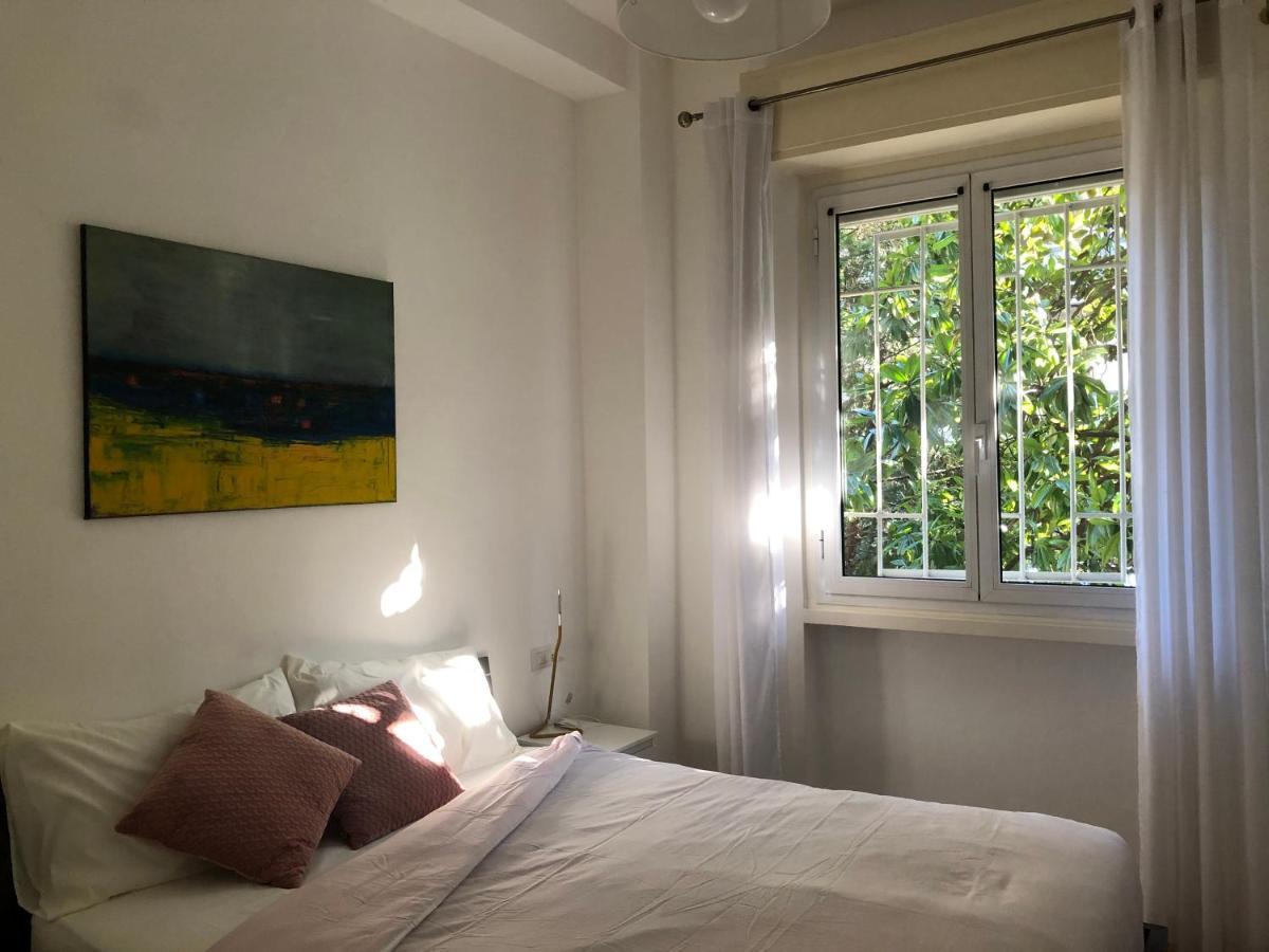 Lovely 2 Room Apartment With Small Garden 밀라노 외부 사진