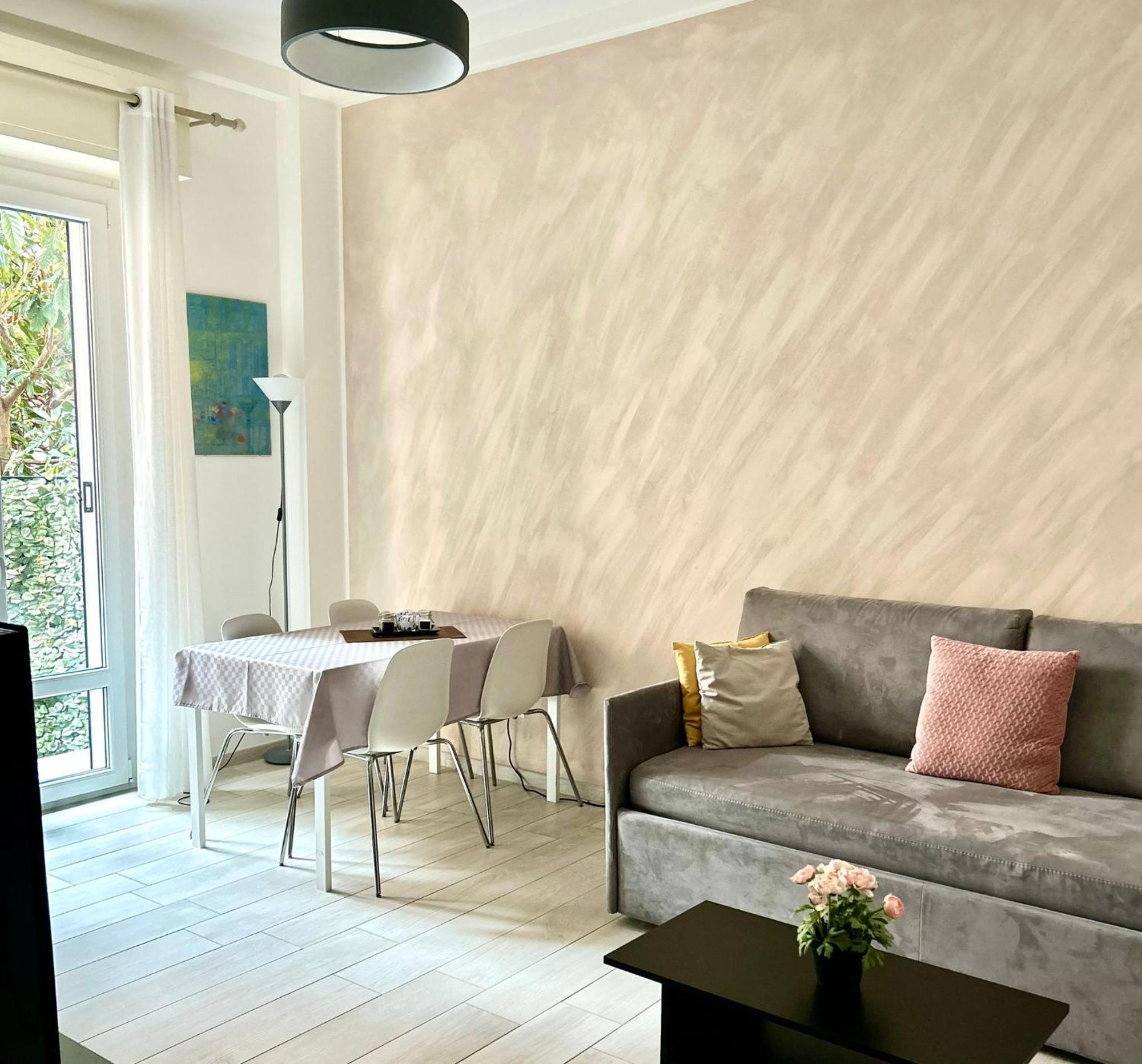 Lovely 2 Room Apartment With Small Garden 밀라노 외부 사진